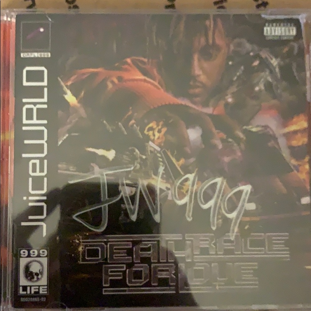 Juice WRLD SIGNED ALBUM